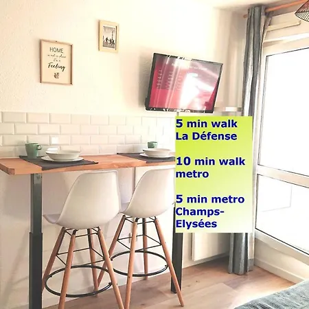 10 Min Walk Metro Line 1-faubourg La Defense Courbevoie